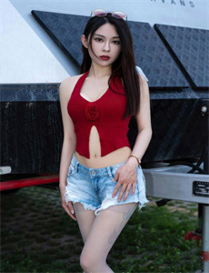 黑人一个接一个上来糟蹋