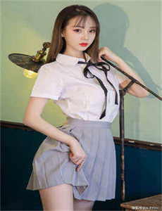 长长的望远镜